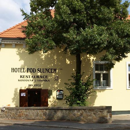 Hotel Pod Sluncem Trebiz Exterior foto