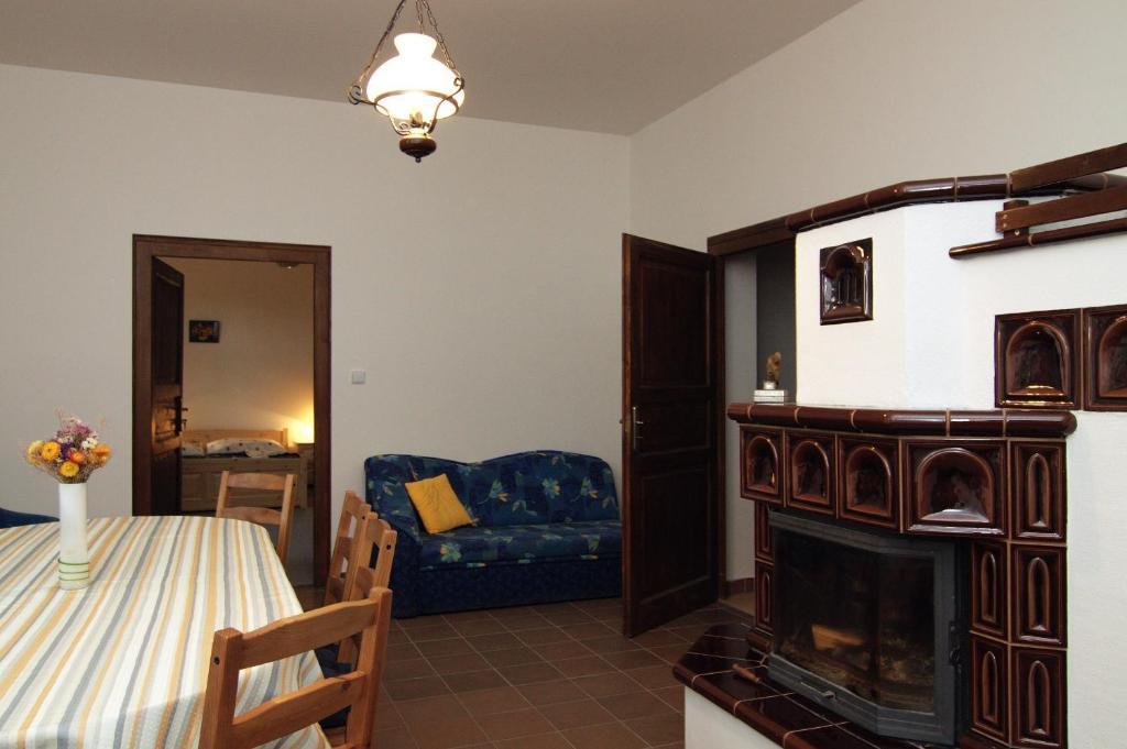 Hotel Pod Sluncem Trebiz Quarto foto